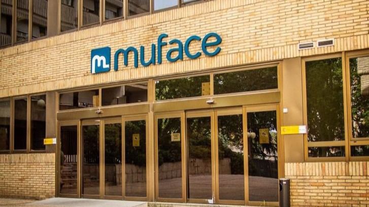 Gobierno lanza nueva licitación de MUFACE con un aumento del 33% en la prima sanitaria